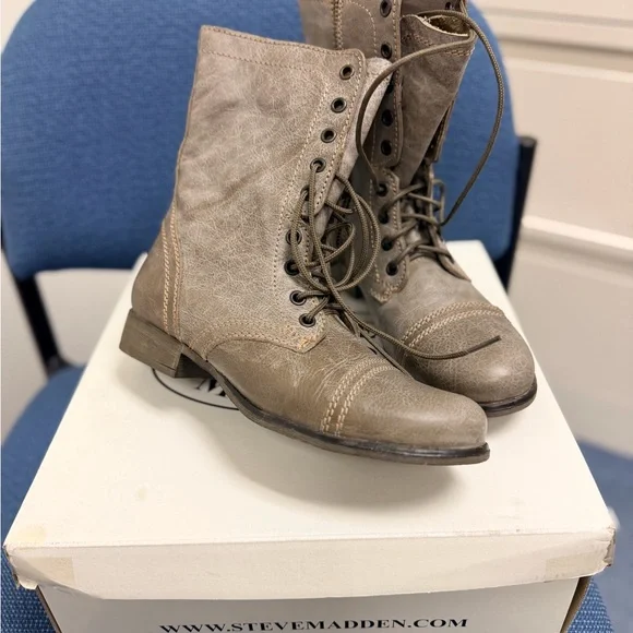 Steve Madden Taupe Lace-Up Combat Boots - Picture 2 of 5